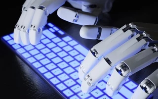 点击在线求助,应答的却都是机器人,这样真的好